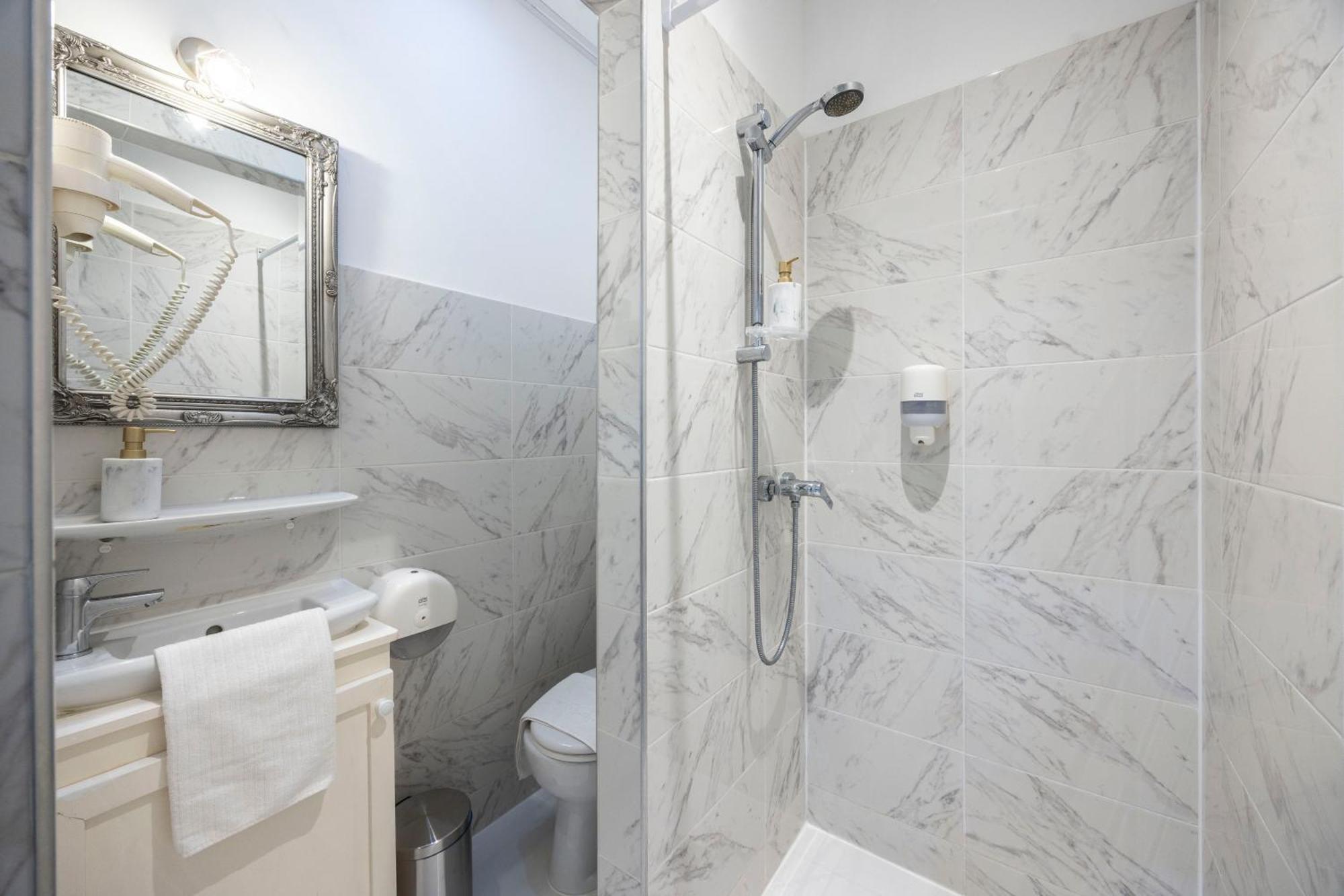 Exclusive Private Residence In The Center Of Bp W 4Bedrms, 4 Bathrms Budapest Exteriör bild