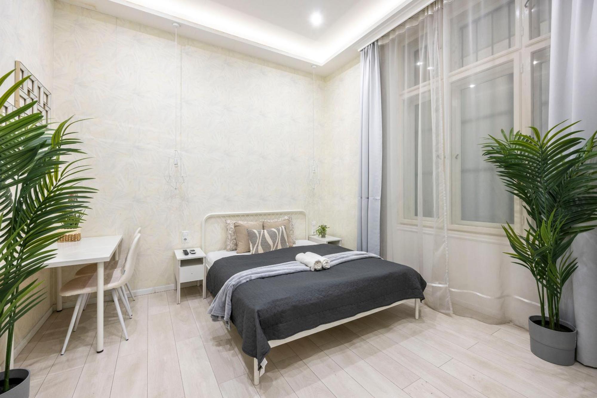 Exclusive Private Residence In The Center Of Bp W 4Bedrms, 4 Bathrms Budapest Exteriör bild